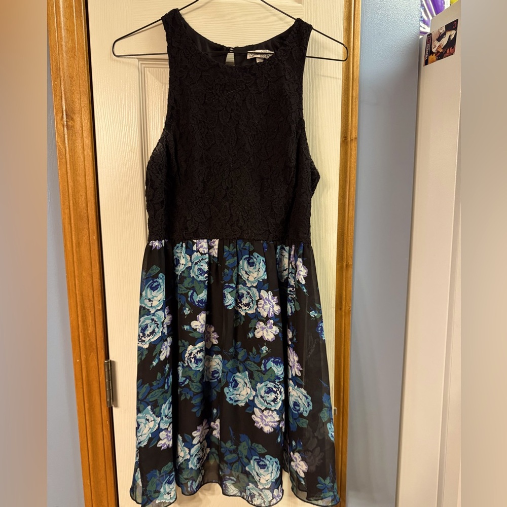 Speeckless Floral Black and Blue Dress size 11